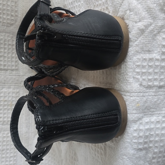 Black Jellypop Gladiator zippers sandals sz 9 - Picture 2 of 5